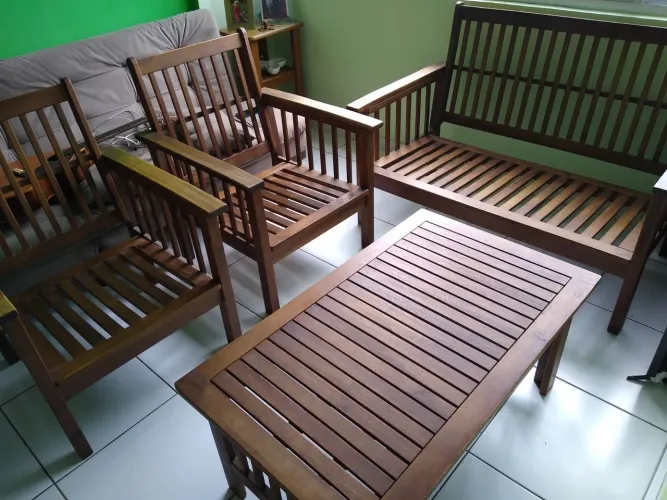 Excelente conjunto de terraço de madeira em perfeito estado madeira Angelim
