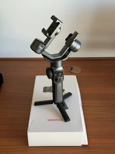 Gimbal Zhiyun Smooth 5 Novo