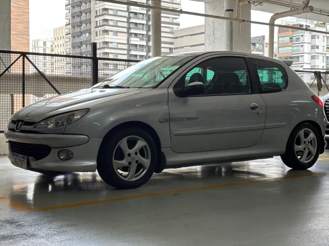 Peugeot 206 Soleil/quiksilver 1.6 16V 110cv 3P 2003