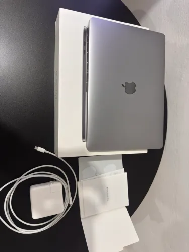 MacBook Pro Touch Bar