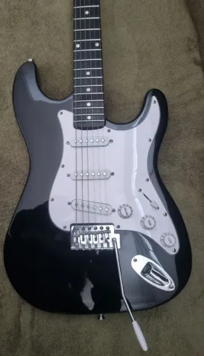 Guitarra Stratocaster