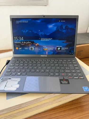 Computador para quem usa pra trabalhos escolares.