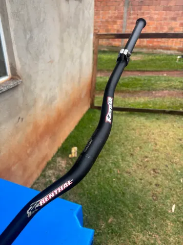 Guidão Renthal fatbar