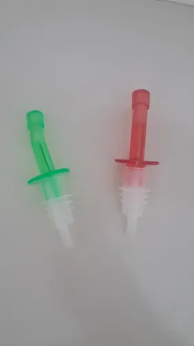 Bico Dosador de bebidas azeite, óleo, vinagre e etc. 