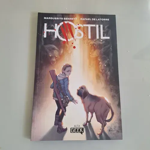 hq hostil alta geek marguerite bennett rafael de latorre rob schwager
