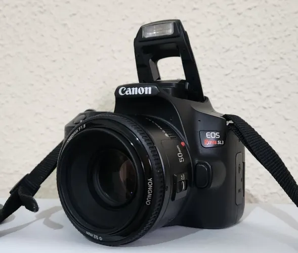 Canon SL3 Wi-fi com lente 50mm f1.8 Novinha
