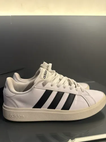 Adidas superstar