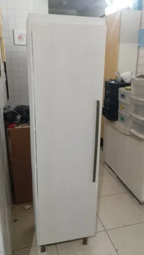 Armário multiuso