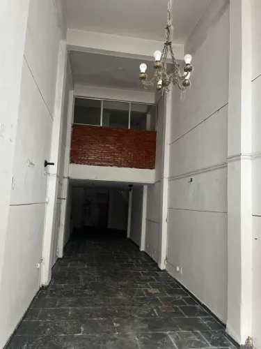 Aluga se loja com sobre loja em São Mateus