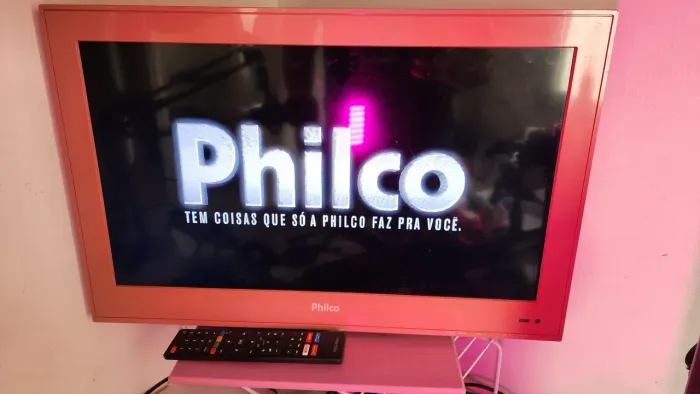 Monitor TV Philco 24" LED HDMI/VGA + Controle e Fonte - Desapego Rápido