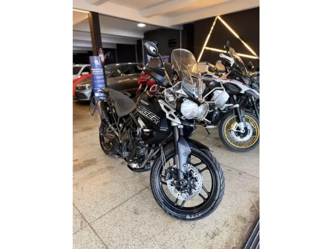 Triumph Tiger 800 xrx 2019