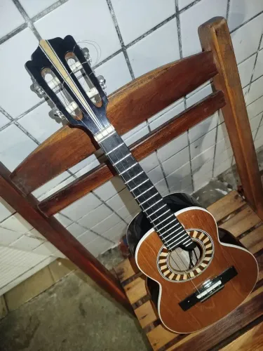 CAVAQUINHO LUTHIER