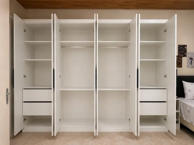 Guarda roupa casal Branco