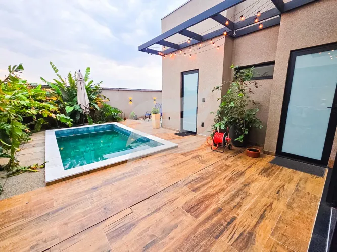 Casa com 03 suítes e piscina à venda no condomínio Alphaville 2, Araçatuba/SP