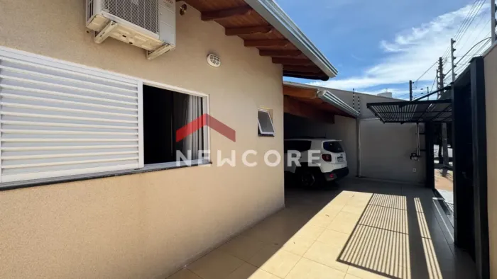 Casa em Rua Jacintho Zampieri - Vila Moreira - Mirassol/SP