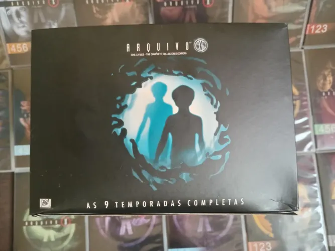 ARQUIVO X - BOX COM AS 09 TEMPORADAS - NOVO