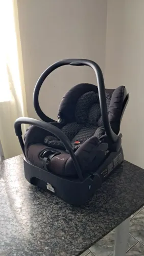 Bebê Conforto Safety 1st One-Safe com Base Veicular - Ótimo Estado