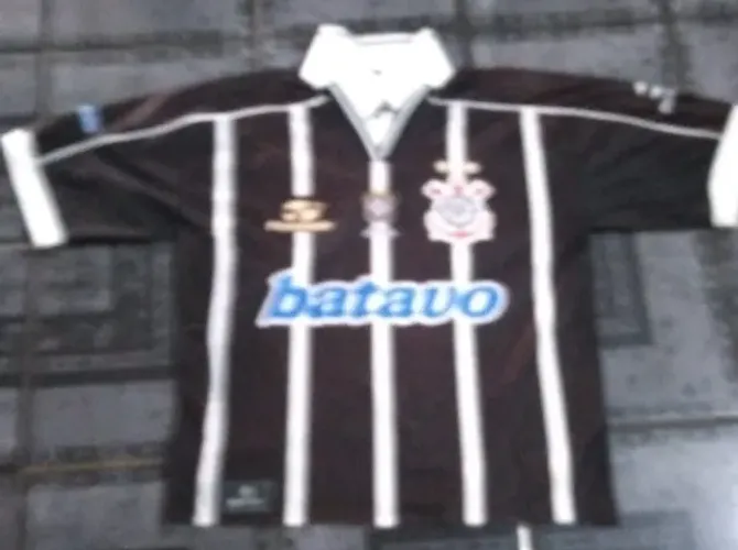 BAIXOU PRA VENDER CAMISA ORIGINAL OFICIAL CORINTHIANS PRETA BATAVO 1999