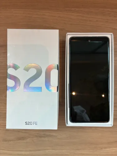 Samsung Galaxy S20 FE 128 GB - Funcionando perfeitamente