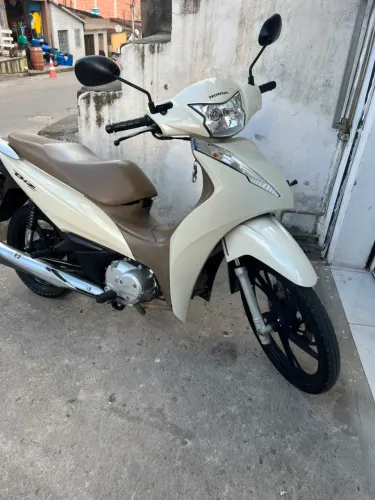 Honda biz ano 2021