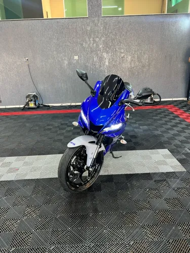 Yamaha YZF R-3 321 2021