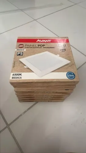 Luz de embutir 22x22 branco frio