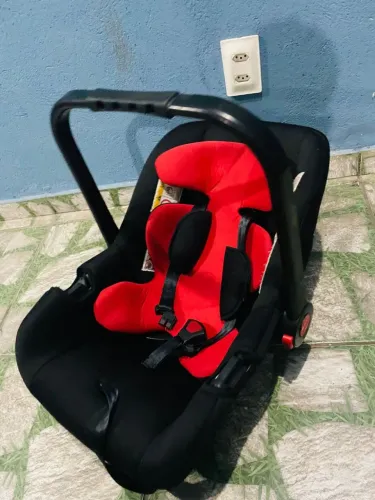 Bebe conforto semi novo entrego Artur Alvim Itaquera