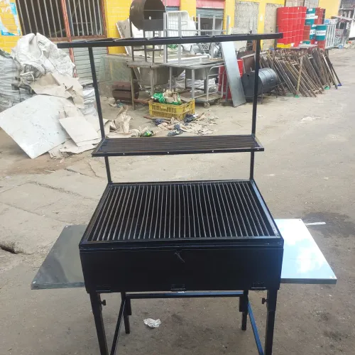 Churrasqueira parrilla reforçada
