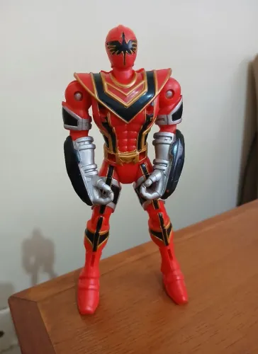 Boneco Bandai Power Rangers Mystic Force Red Ranger Legendary Battlized 2005