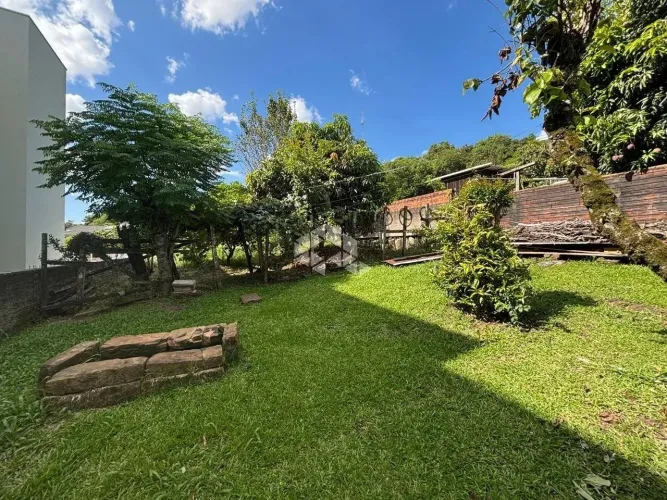 AMPLO TERRENO NO BAIRRO ESMERALDA