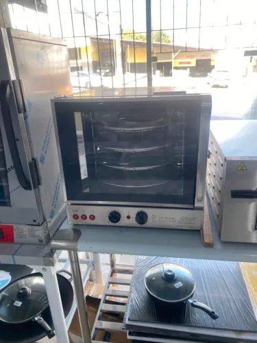 NZ. Forno turbo convector 4 assadeiras giratórias TITÃ