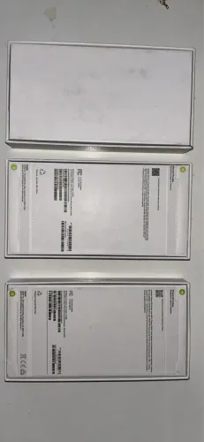 Caixa vazia iPhone 15 16 17 pro Max nova com lacres 