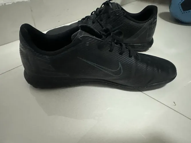 Chuteira Society Nike