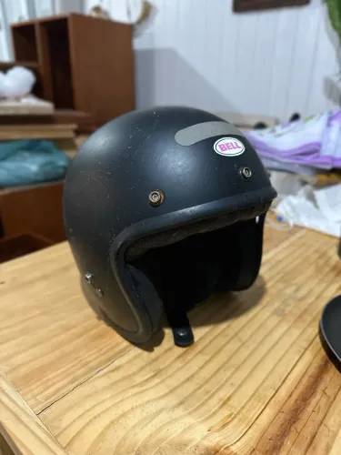 Capacete de moto Bell 500