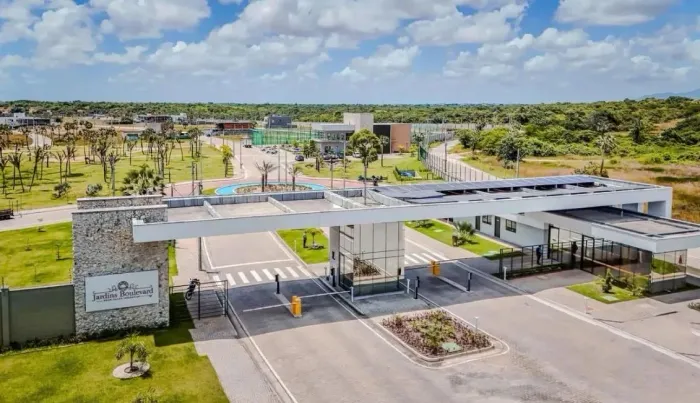 R$ 265 VENDO/ REPASSE lote em condomínio de alto padrão - ( Jardins Boulevard) -286,37m²