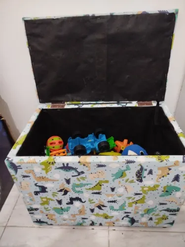 Vendo puf infantil para brinquedos (tem conversa no valor)