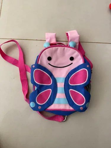 Mochila pequena skip hop zoo borboleta com guia de segurança