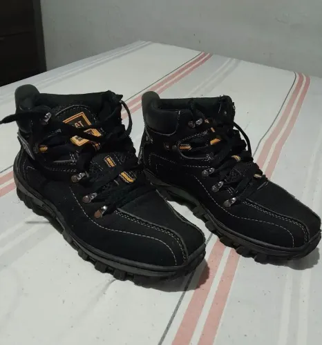Bota cat