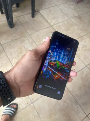 Vendo cel M31 de 128gb 6 de ram aceito cartão com acréscimo do cliente