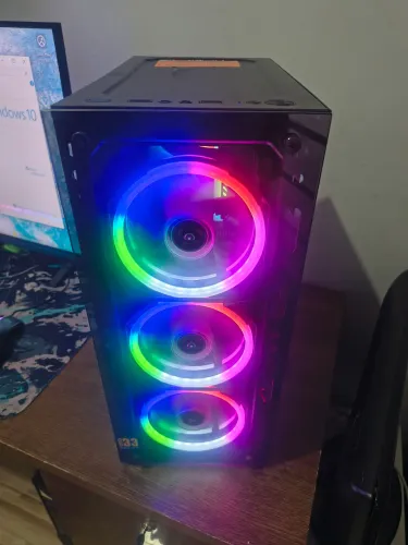 Pc gamer Intel i7 2600k+16 gigas ddr3 RGB+rx 550 4 gigas
