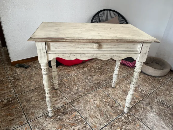 Mesa penteadeira ou escrivaninha