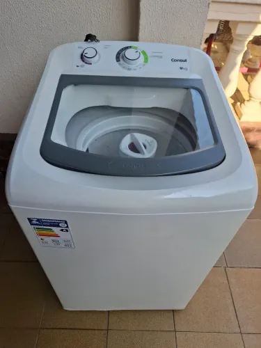 Maquina de lavar 9kg silenciosa faz tudo sem defeito. Entrego