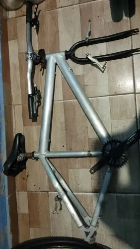 Vendo e troco peças de bike aro 26