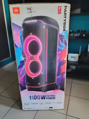 JBL Partybox Ultimate 1100W - Lacrada