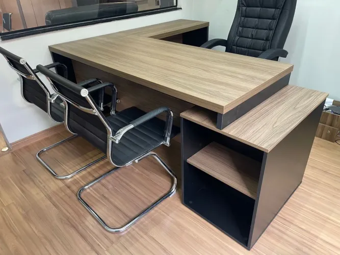 MESA DE ESCRITORIO 1.50 Em L COM GAVETEIRO LOJA IKONOFFICE