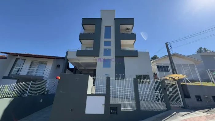 Apartamento em São José