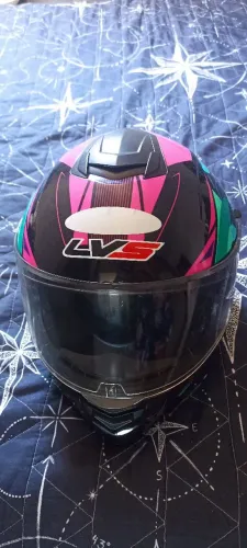 Capacete de moto tamanho S (P) 