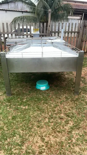 Vende-se banca para horti frut de inox, para mercado.