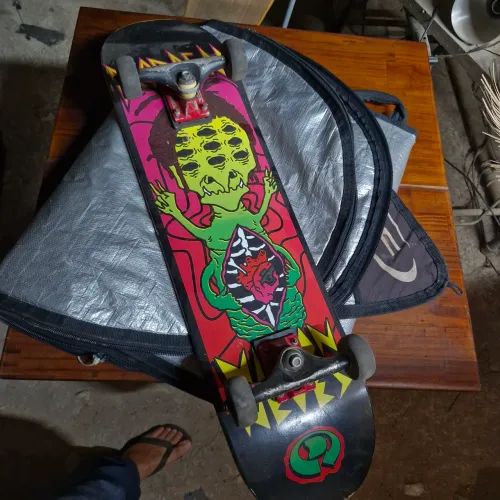 Skate Drop dead street