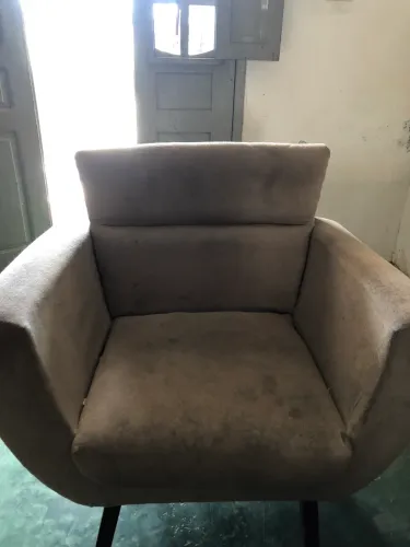 vende-se duas poltronas